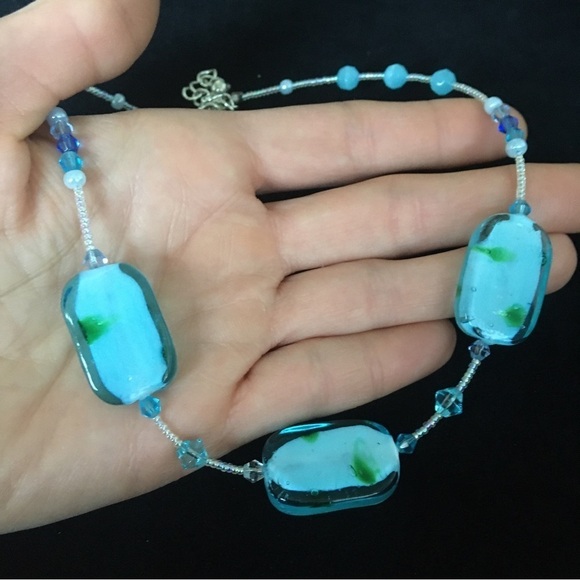unknown Jewelry - Vintage Blue and Green Beaded Necklace